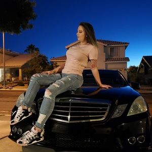 Meet your Posher, Paige